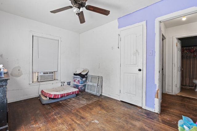 4300 Waits Avenue, Fort Worth, TX 76133