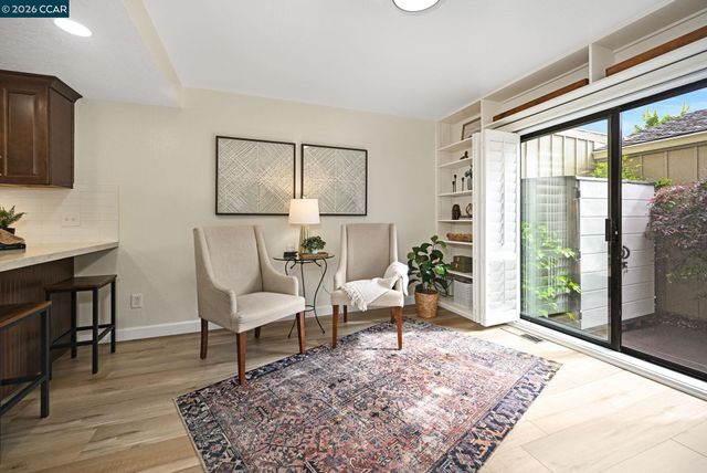 327 Sycamore Hill Ct, Danville, CA 94526