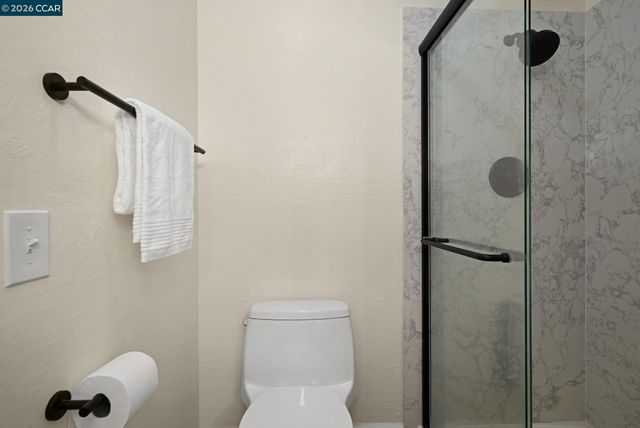 327 Sycamore Hill Ct, Danville, CA 94526
