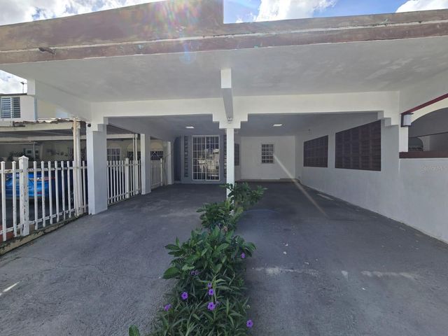 V-17 18 ST. RIVERVIEW DEV., Bayamon, PR 00960