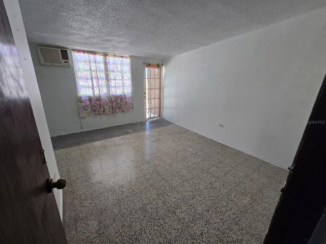 V-17 18 ST. RIVERVIEW DEV., Bayamon, PR 00960