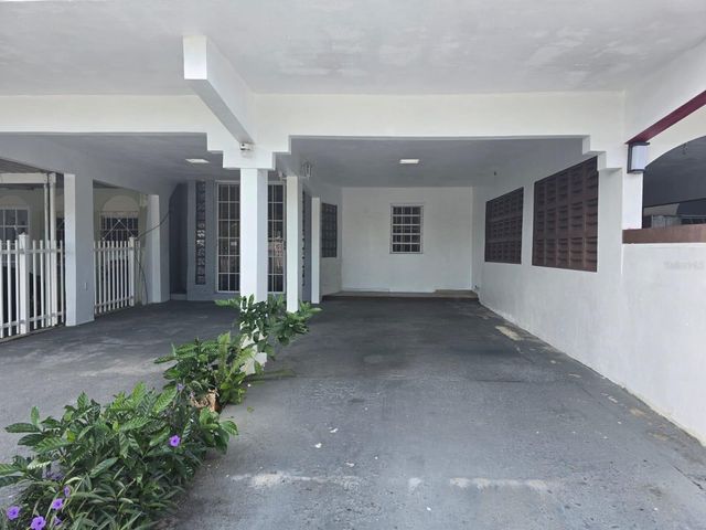 V-17 18 ST. RIVERVIEW DEV., Bayamon, PR 00960