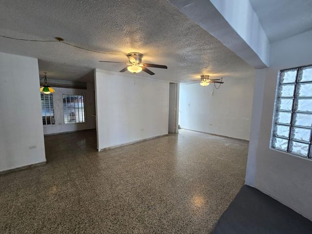 V-17 18 ST. RIVERVIEW DEV., Bayamon, PR 00960