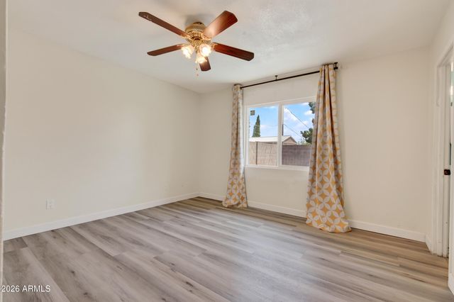 2049 W JOAN DE ARC Avenue, Phoenix, AZ 85029