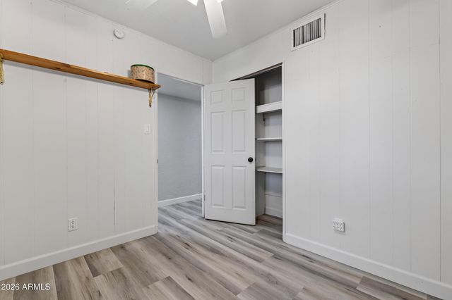 2049 W JOAN DE ARC Avenue, Phoenix, AZ 85029