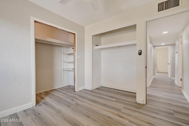 2049 W JOAN DE ARC Avenue, Phoenix, AZ 85029