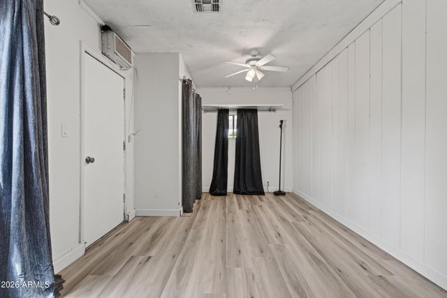 2049 W JOAN DE ARC Avenue, Phoenix, AZ 85029