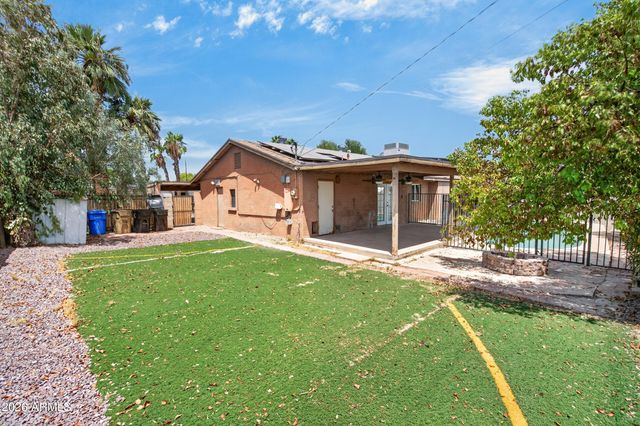 2049 W JOAN DE ARC Avenue, Phoenix, AZ 85029
