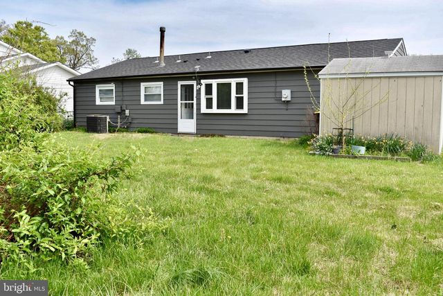 28 SANFORD DRIVE, Newark, DE 19713