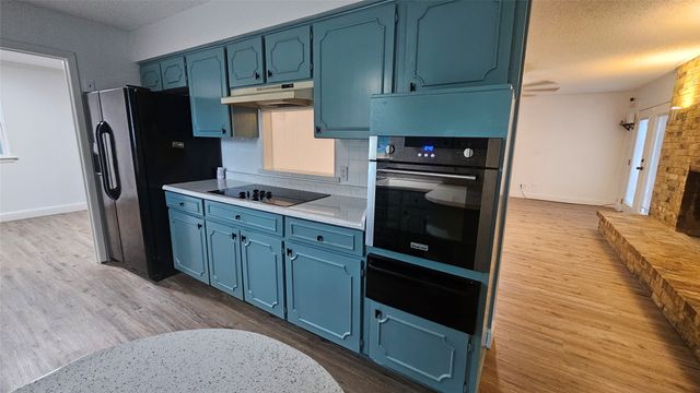 7449 Monterrey Drive, Fort Worth, TX 76112