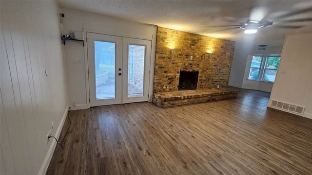 7449 Monterrey Drive, Fort Worth, TX 76112