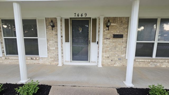 7449 Monterrey Drive, Fort Worth, TX 76112