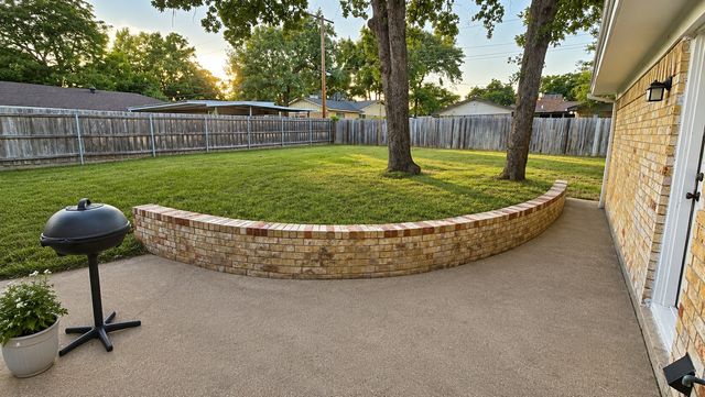 7449 Monterrey Drive, Fort Worth, TX 76112