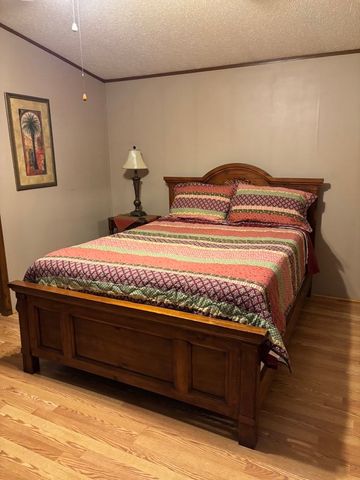 12743 Recreation Drive, Lowell, AR 72745