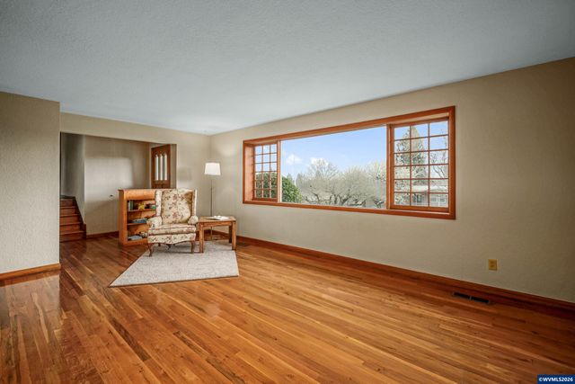 4225 Duane Dr S, Salem, OR 97302