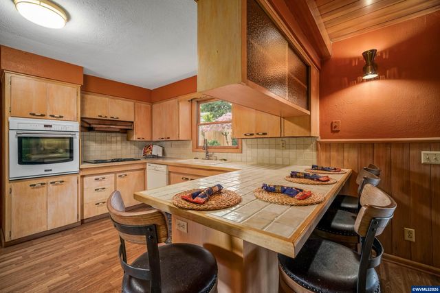 4225 Duane Dr S, Salem, OR 97302