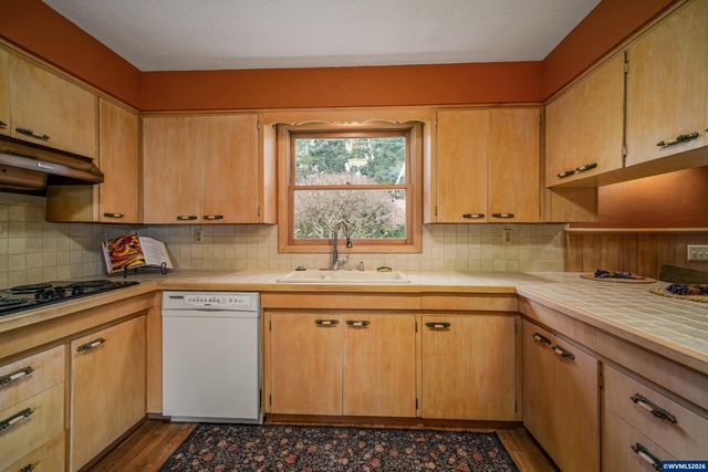 4225 Duane Dr S, Salem, OR 97302