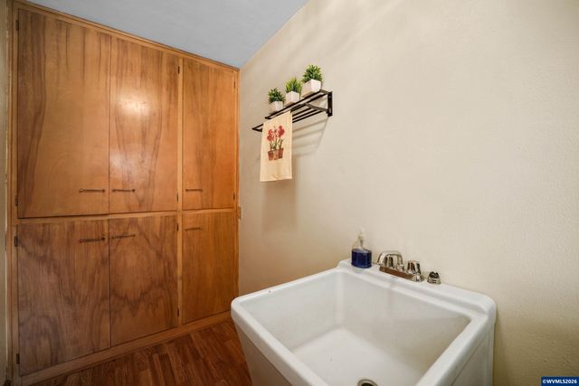 4225 Duane Dr S, Salem, OR 97302