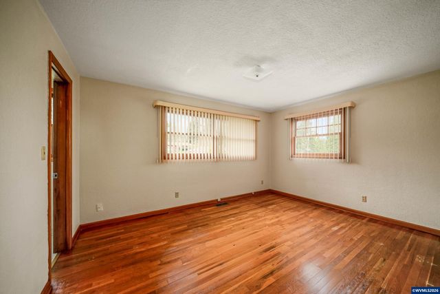 4225 Duane Dr S, Salem, OR 97302