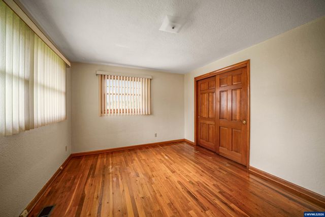 4225 Duane Dr S, Salem, OR 97302