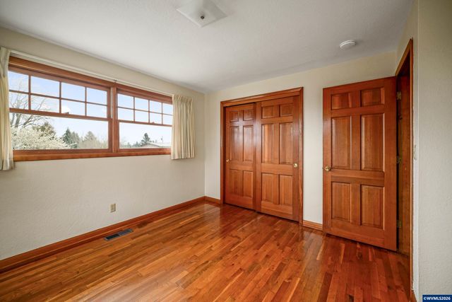 4225 Duane Dr S, Salem, OR 97302