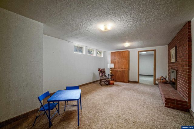 4225 Duane Dr S, Salem, OR 97302