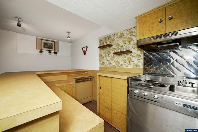 4225 Duane Dr S, Salem, OR 97302