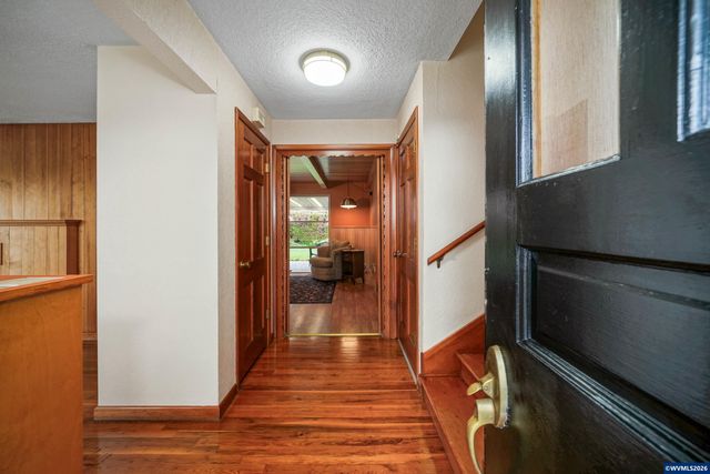 4225 Duane Dr S, Salem, OR 97302