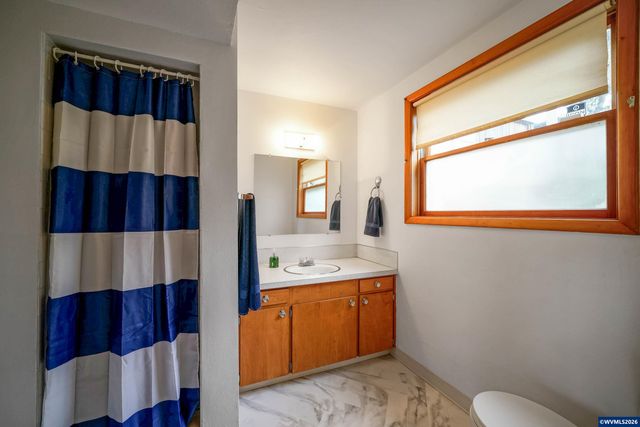 4225 Duane Dr S, Salem, OR 97302