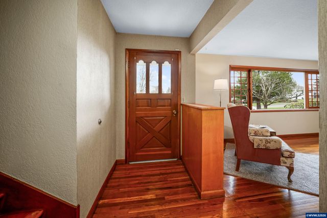 4225 Duane Dr S, Salem, OR 97302