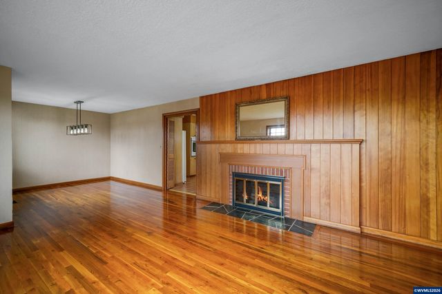 4225 Duane Dr S, Salem, OR 97302