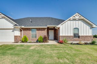 29999 Triple Crown Place, Cashion, OK 73016