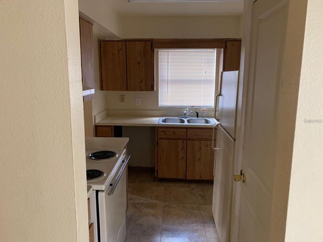 2556 CHESTNUT WOODS DRIVE, Lakeland, FL 33815