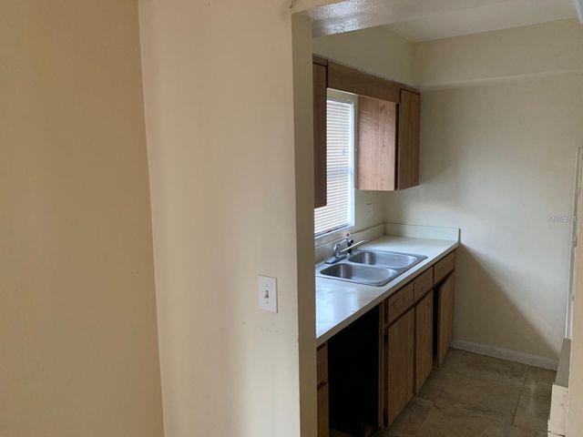 2556 CHESTNUT WOODS DRIVE, Lakeland, FL 33815