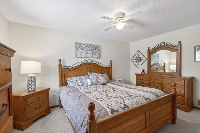 1360 County Road C E, Maplewood, MN 55109