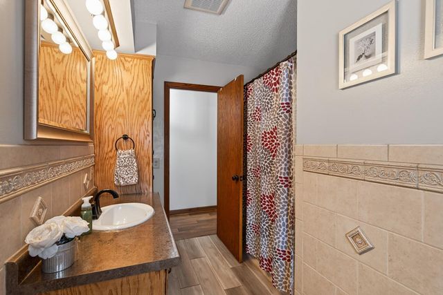 1360 County Road C E, Maplewood, MN 55109