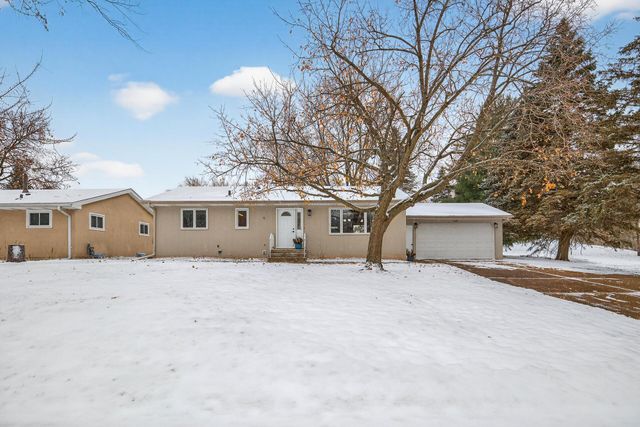 1360 County Road C E, Maplewood, MN 55109