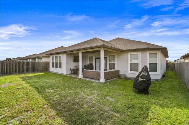 4201 Karo Dr, Corpus Christi, TX 78414