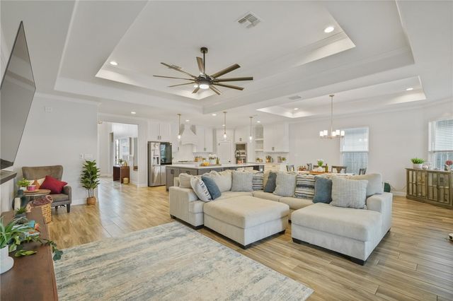 4201 Karo Dr, Corpus Christi, TX 78414