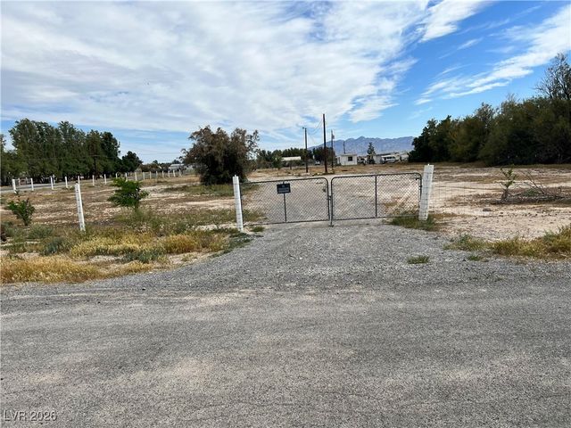 160 South Leslie Street, Pahrump, NV 89048
