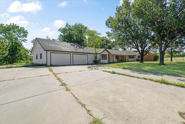 5292 Preston Road, Denison, TX 75020