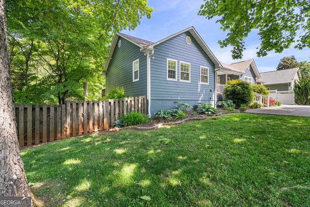 450 Longview Drive, Hiawassee, GA 30546