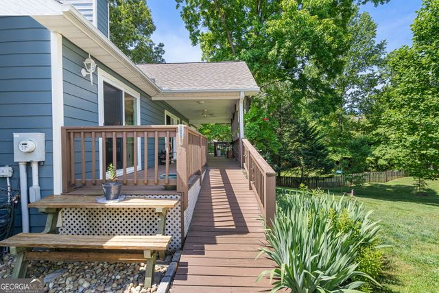 450 Longview Drive, Hiawassee, GA 30546