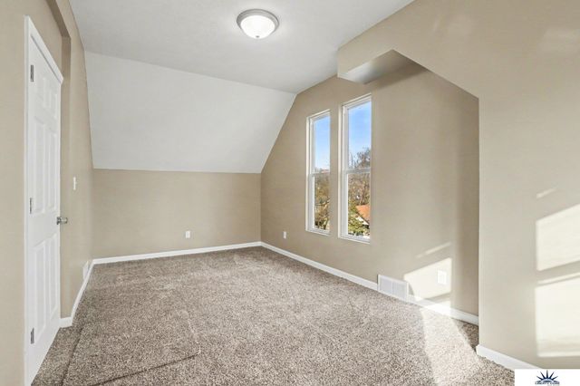 4518 N 36th Avenue, Omaha, NE 68111