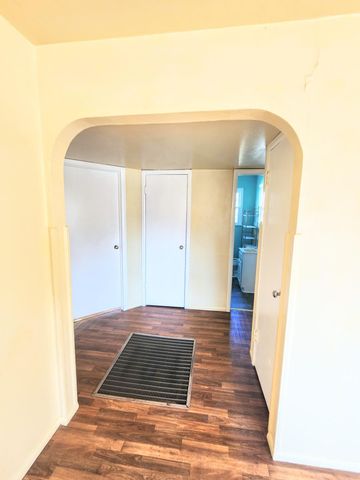 1029 4th Street, West Plains, MO 65775