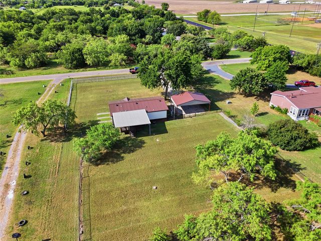 3634 County Road 2621, Caddo Mills, TX 75135