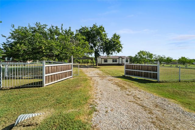 3634 County Road 2621, Caddo Mills, TX 75135