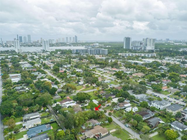 2063 NE 173rd St, North Miami Beach, FL 33162