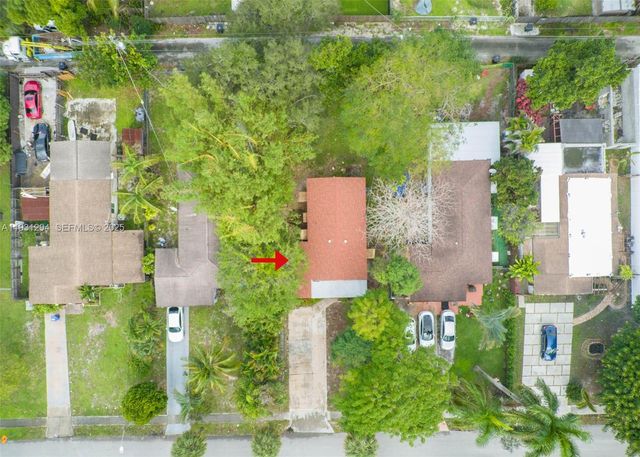 2063 NE 173rd St, North Miami Beach, FL 33162