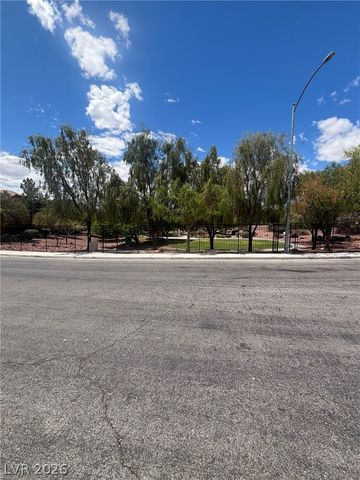 5716 Native Sunflower Street, North Las Vegas, NV 89031
